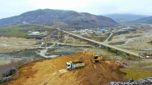 Muğanlı-İsmayıllı yolunda torpaq sürüşməsi