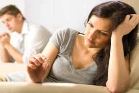 Evlilikdə böhranın ƏSAS ƏLAMƏTLƏRİ