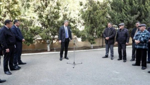 \"Səyyar qəbul otağı\" Naftalan şəhər sakinlərinin ixtiyarına verildi - FOTOLAR