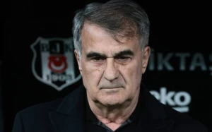 \"Beşiktaş\" 10 futbolçusu ilə vidalaşır