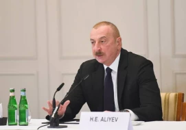 İlham Əliyev Berlində iş adamları ilə görüşdü - YENİLƏNİB (FOTOLAR)