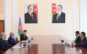 Əli Əsədov Kunio Mikuriya  ilə görüşdü