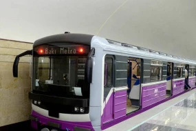 Metroda qatarlar ləngiyir - Yerin altında hərəkət dayandı