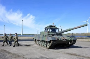Ukraynaya Qərb tankları verildi