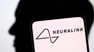 Maskın beyin implantı şirkəti insan sınaqları üçün tərəfdaşlar axtarır