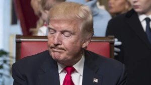 Trampın seçki ofisinə oğru girdi