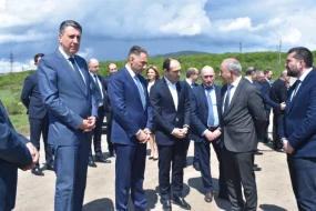 Nazir Bakı-Tbilisi-Qarsın infrastrukturu ilə tanış oldu