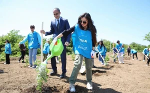 Leyla Əliyeva ekoloji aksiyada - FOTO