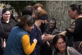 Azərbaycanda kişi boşanma ərəfəsində 20 yaşlı arvadını öldürdü - VİDEO