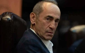 Koçaryan ailəsi ilə bu ölkəyə köçür