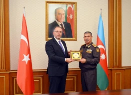 Zakir Həsənov türkiyəli rektorla görüşdü - FOTO