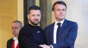 Makron və Zelenski Parisdə görüşdü
