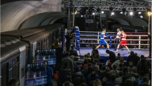 Metro stansiyasında boks turniri keçirildi - VİDEO
