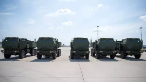 İlk “HIMARS” sistemləri Polşaya təhvil verildi
