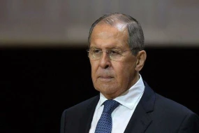 “Heydər Əliyev ölkələrimizi birləşdirən şəxsiyyətdir” - Lavrov