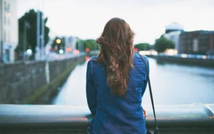 Vəzifəli şəxs əri tərəfindən aldadıldı - 1 milyonluq dələduzluq