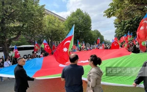 Güney azərbaycanlılar Berlində aksiya keçirir