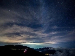 Səmada 10 ildə bir dəfə baş verən \"Da Vinçi parıltısı\"