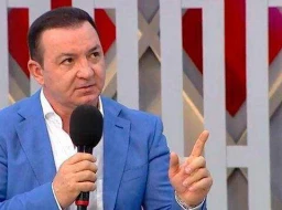 Vasif Məhərrəmli qızına qoyduğu qadağadan danışdı