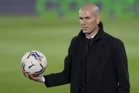 Zidan \"Əl-Nəsr\"in təklifini rədd etdi