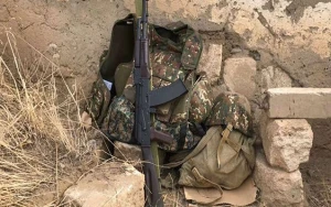 Ermənistan sərhədi pozan hərbçilərlə bağlı məlumat yaydı