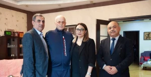 Teatr rəhbərliyi Ramiz Məlikə baş çəkdi - FOTO