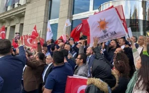 Ərdoğanın tərəfdarları qələbəni qeyd edir