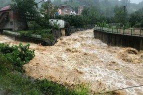 Azərbaycanın bəzi bölgələrində yenidən sel gözlənilir - FOTO