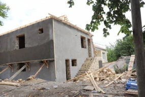 Ev tikmək istəyənlərin NƏZƏRİNƏ: 25 min manatadək CƏRİMƏLƏNƏ BİLƏRSİNİZ