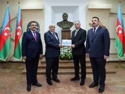 İraq Nümayəndələr Şurasının üzvləri ADU-nun qonağı oldu - FOTOLAR