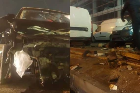 Bakıda avtomobil salondakı maşınlara çırpıldı - FOTOLAR