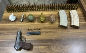 Vətəndaşlar silah-sursatı könüllü olaraq polisə təhvil verdi