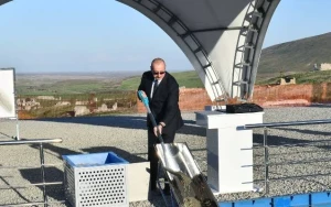 İlham Əliyev Füzulidə Qarğabazar kəndinin təməlini qoydu