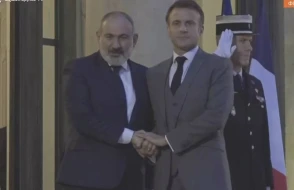 Paşinyan Makronla görüşdü 