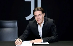 \"Yuventus\" futboldan uzaqlaşdırılan oyunçu ilə yeni müqavilə imzaladı