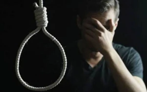 Özünü təsərrüfat ipi ilə asdı