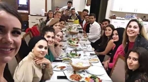 Polat cütlüyünün 4 il əvvəl çəkdirdiyi foto səs-küyə səbəb oldu - Şəkildəki hər kəs bir anda varlandı