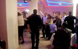 Samuxda toyda qonaq bıçaqlandı