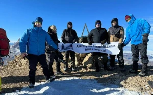 Deputatlar “Heydər zirvəsi”ndə - FOTO