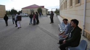 Əcnəbiləri iş adı ilə aldadaraq Azərbaycana gətirən şəxs SAXLANILDI