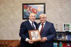 ADU-da Kazan Federal Universitetinin nümayəndə heyəti ilə görüş keçirildi - FOTOLAR