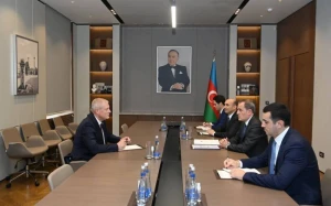 Latviyanın yeni səfiri Bakıya gəldi