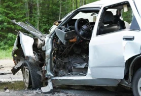 “Mercedes” traktorla toqquşdu: Ölən və yaralanan var