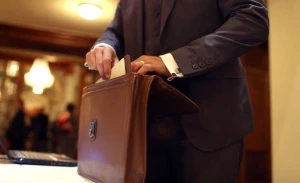 Rüşvətə görə tutulan dekana cəza verildi