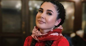\"Əməliyyat olunmuş saxta paxlavalarını göstərib...\" - Elnarə