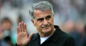 Şenol Güneş istefa verdi