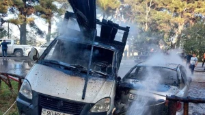Gədəbəydə avtomobil işıq dirəyinə çırpıldı, aşdı: 2 nəfər öldü  
