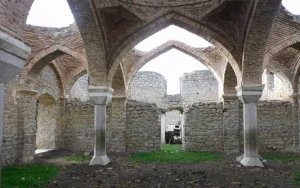 “Malıbəyli məscidindən tövlə kimi istifadə edilib” - İlham Əliyev