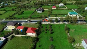 Qax rayonu Aşağı Malax-Qaşqaçay-Armudlu yolunun yenidən qurulması yekunlaşmaq üzrədir - VİDEO