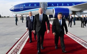 İlham Əliyev Qırğızıstana getdi - FOTOLAR